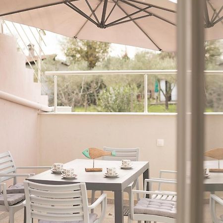 Palm Tree Apartments #Feelslikehome Ormos Panagias Esterno foto